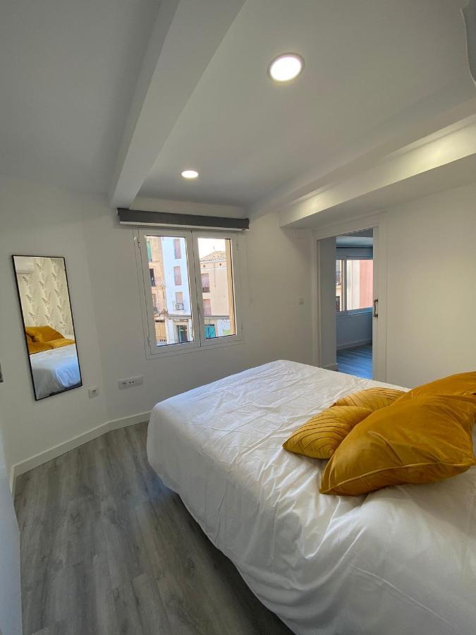 פלאסנסיה Apartamentos San Martin מראה חיצוני תמונה